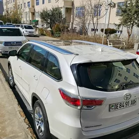 Toyota Highlander 2015