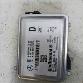 Mercedes  E350 labawoy kamera