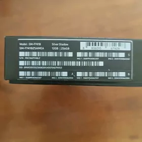 Samsung galaxy Flip 6