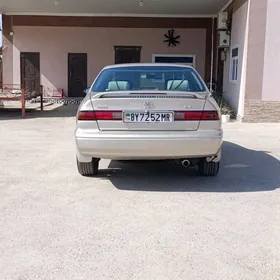 Toyota Camry 1999