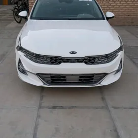 Kia K5 2021