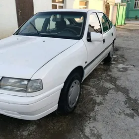 Opel Vectra 1992