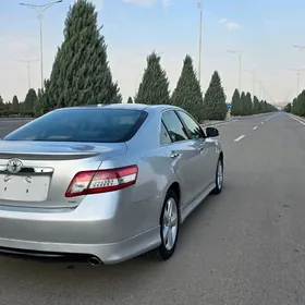 Toyota Camry 2010
