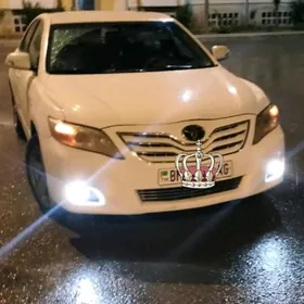 Toyota Camry 2011
