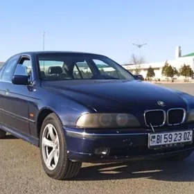 BMW E39 1999