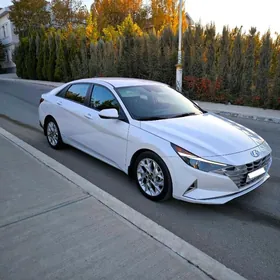 Hyundai Elantra 2021