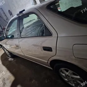 Toyota Camry 1999