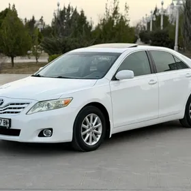 Toyota Camry 2010