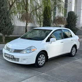 Nissan Versa 2010