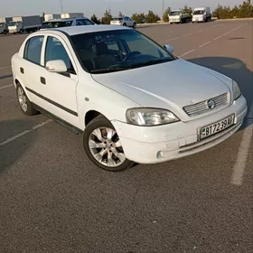 Opel Astra 2004