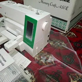 JANOME Memory Craft 450 E