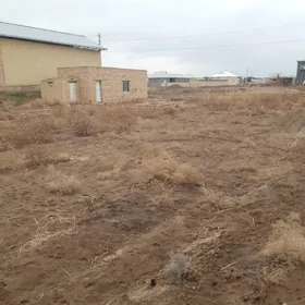 сатлык меллек 16 соток жай 2 к