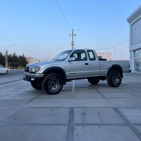 Toyota Tacoma 2003