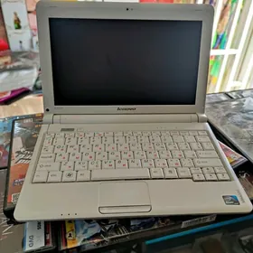 Lenovo Noutbuklar 