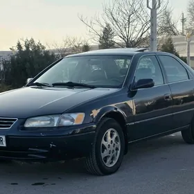 Toyota Camry 1999