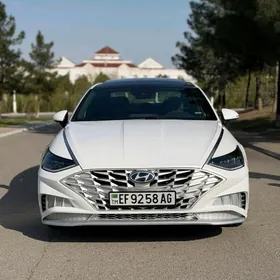Hyundai Sonata 2021