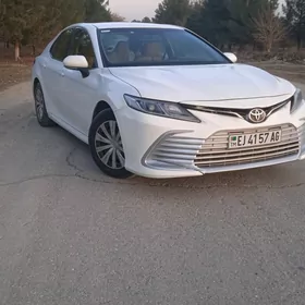 Toyota Camry 2022