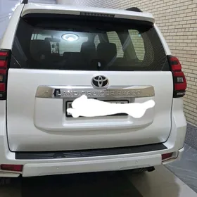 Toyota Land Cruiser Prado 2022
