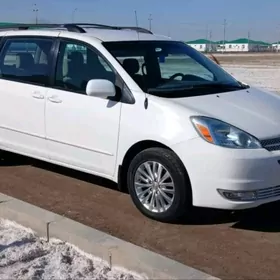 Toyota Sienna 2005