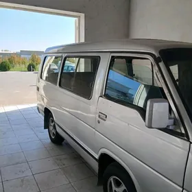 Toyota Hiace 1990