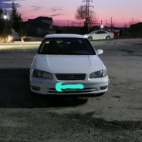 Toyota Camry 1999