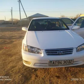 Toyota Camry 2001