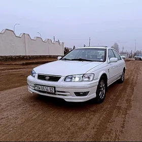 Toyota Camry 2000