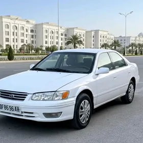 Toyota Camry 2000