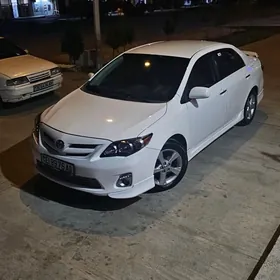 Toyota Corolla 2012