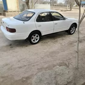 Toyota Camry 1995
