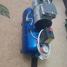 Компрессор