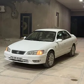 Toyota Camry 1998