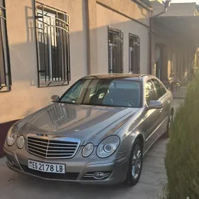 Mercedes-Benz E300 2009