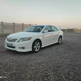 Toyota Camry 2010