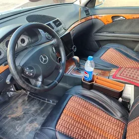 Mercedes-Benz E-Class 2003