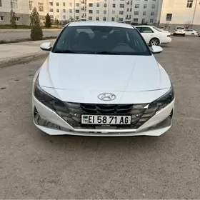 Hyundai Elantra 2020