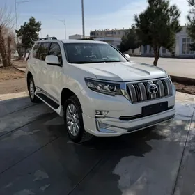 Toyota Land Cruiser Prado 2023