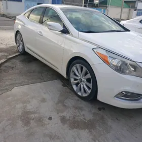 Hyundai Azera 2012