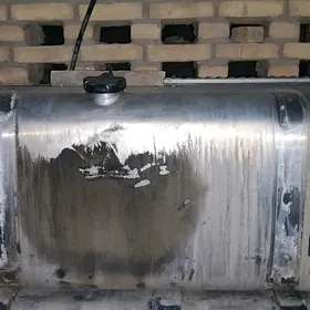 бак топливный