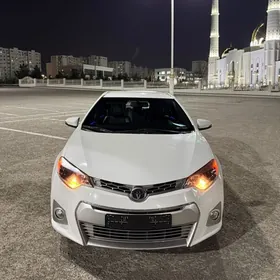 Toyota Corolla 2014