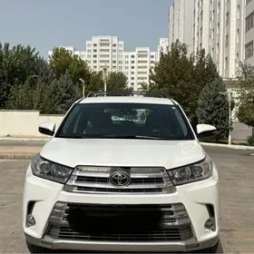 Toyota Highlander 2017