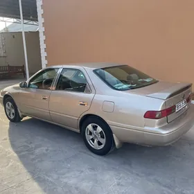 Toyota Camry 1998