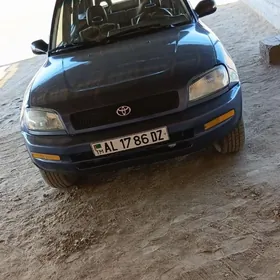 Toyota RAV4 1996