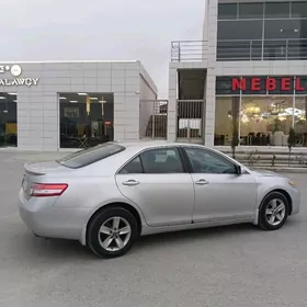 Toyota Camry 2010