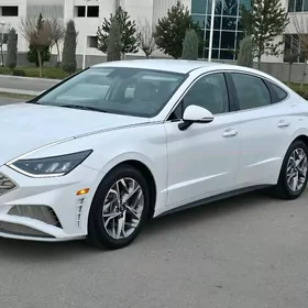 Hyundai Sonata 2020
