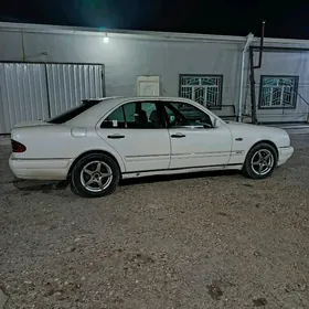 Mercedes-Benz 230E 1997