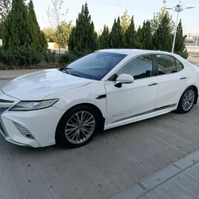 Toyota Camry 2020