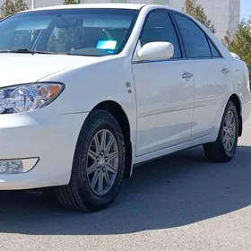 Toyota Camry 2004