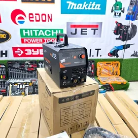 SWARKA MIC ŸEUROFORCE TÄZE