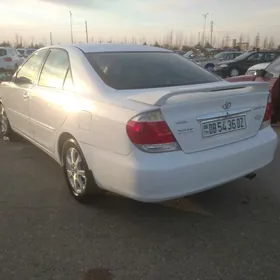 Toyota Camry 2005